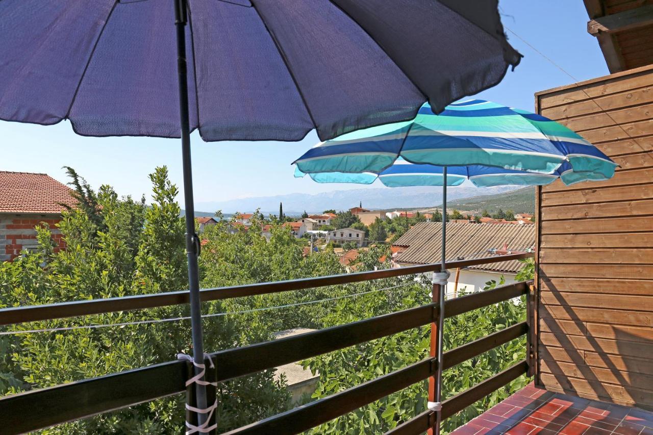 Apartments Mira Gornji Karin Exterior photo